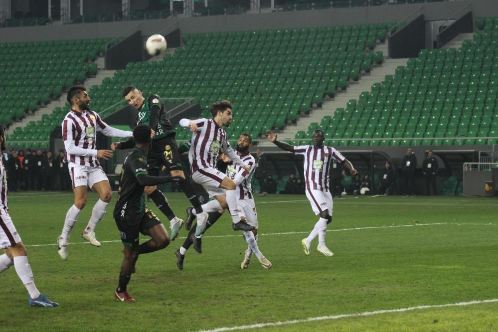 Sakaryaspor - Bandırmaspor maçından kareler