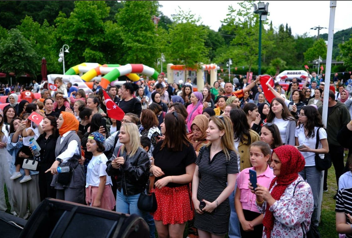 Sapanca’da 19 Mayıs Coşkusu