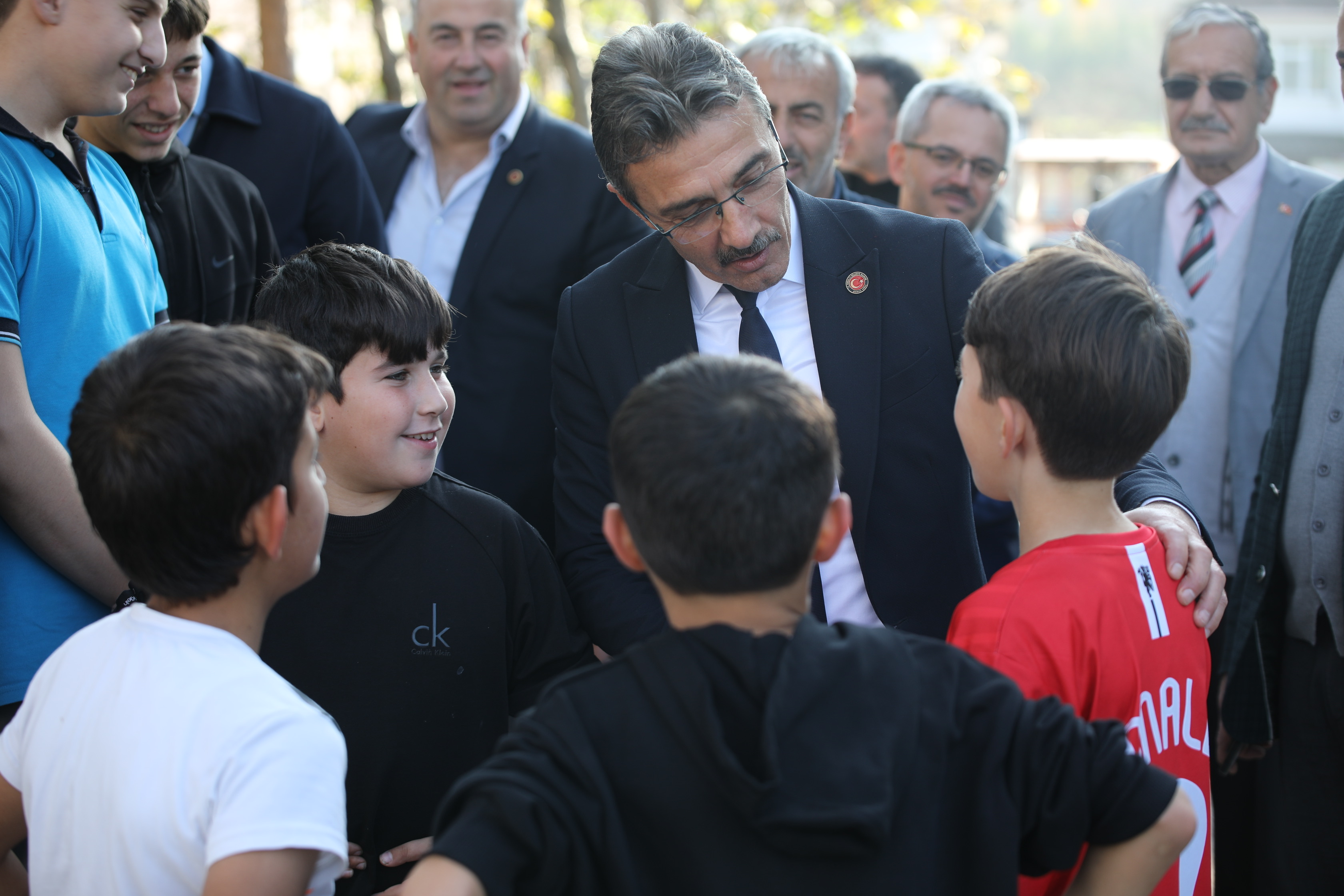 Başkan Şenol Di̇nç, “Gözleri̇ni̇zdeki̇ Parilti Geleceğe Umutla Bakmamizi Sağliyor” (7)