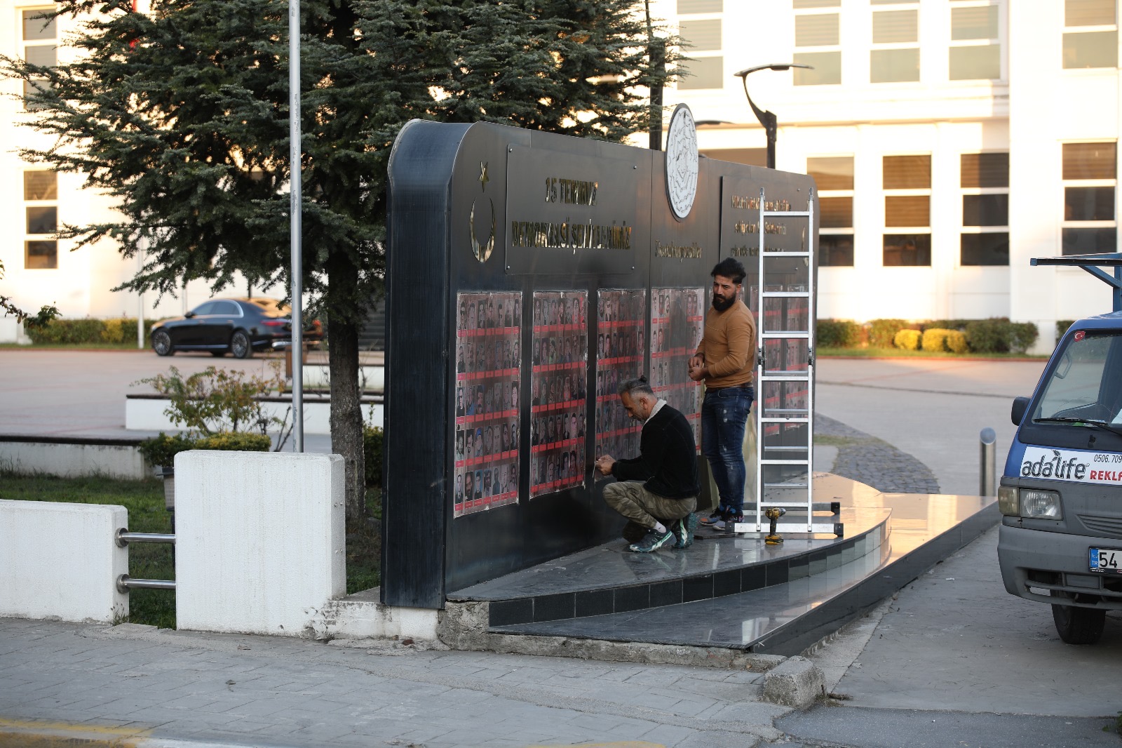 Erenler De 15 Temmuz Şehi̇tler Aniti Yeni̇leni̇yor (3)