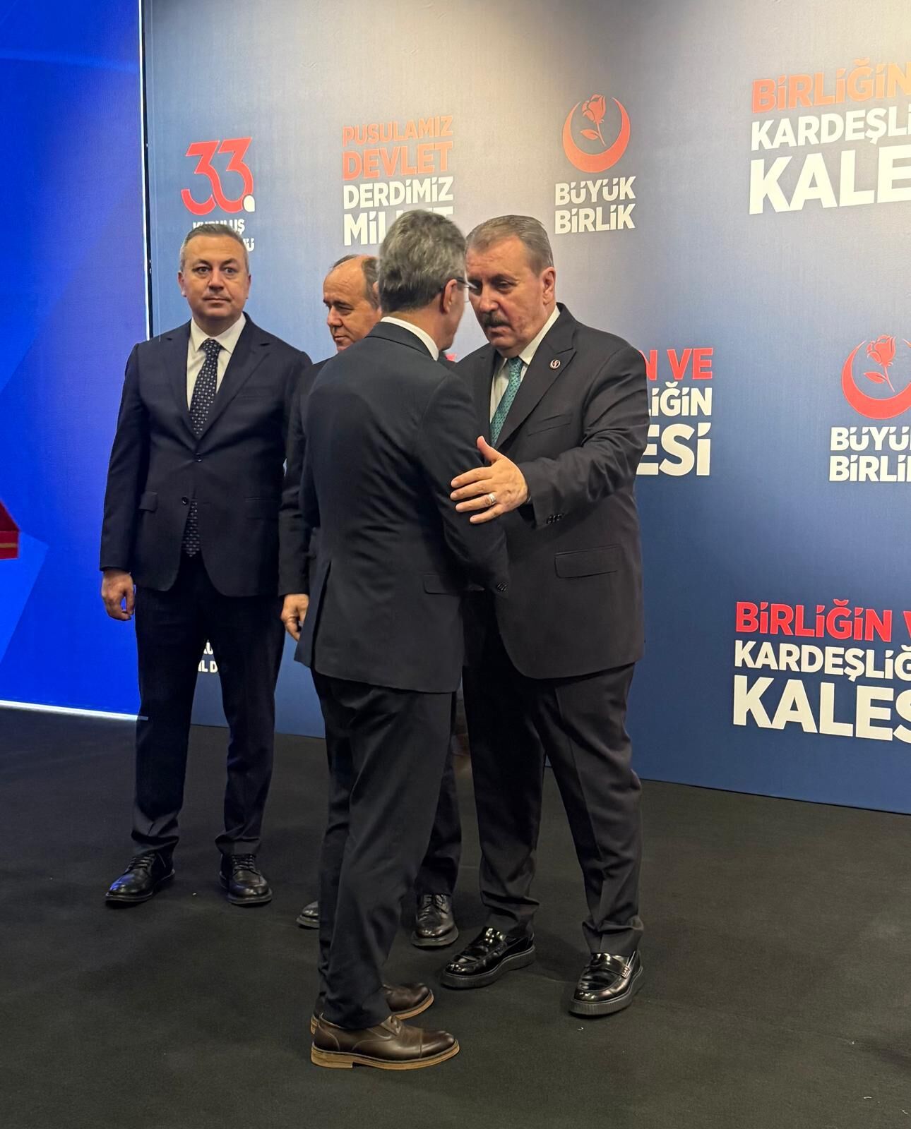 Başkan Şenol Di̇nç’ten 33. Yil Mesaji (4)