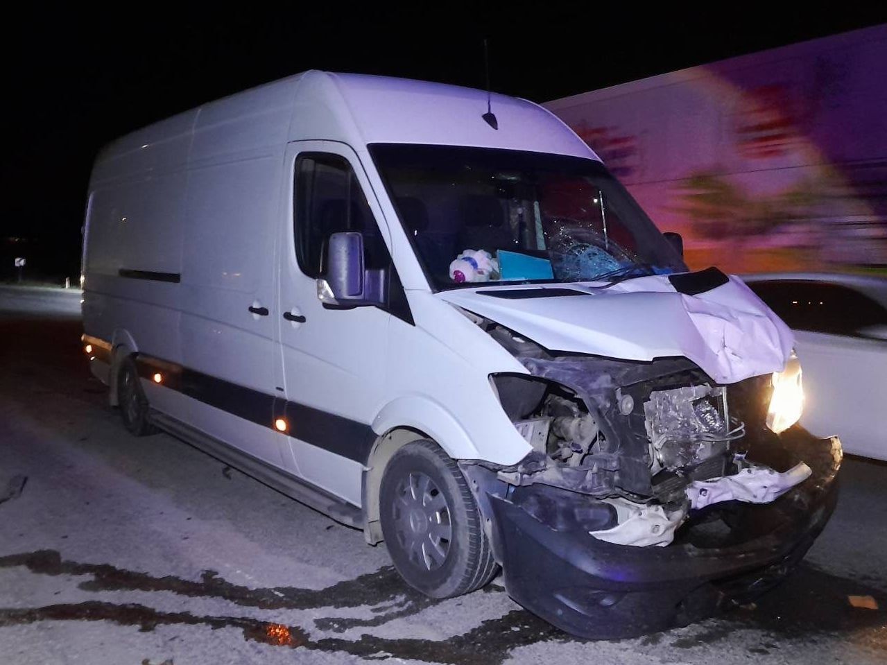 Aa 20260215 40565890 40565888 Bilecikte Minibuse Carpan Motosikletin Surucusu Oldu