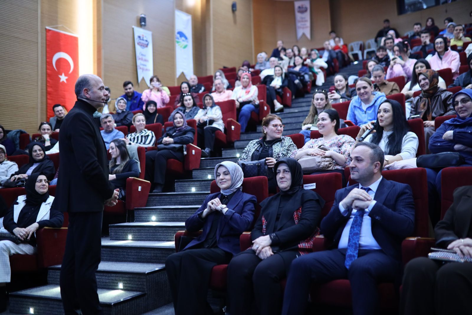Eği̇ti̇m Programi (5)