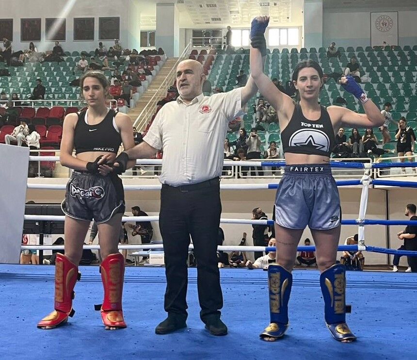 8 Kick Boks