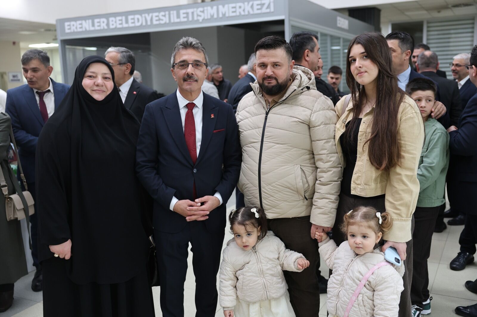 Erenler Beledi̇yesi̇’nde Bayramlaşma Programina Yoğun İlgi̇ (14)