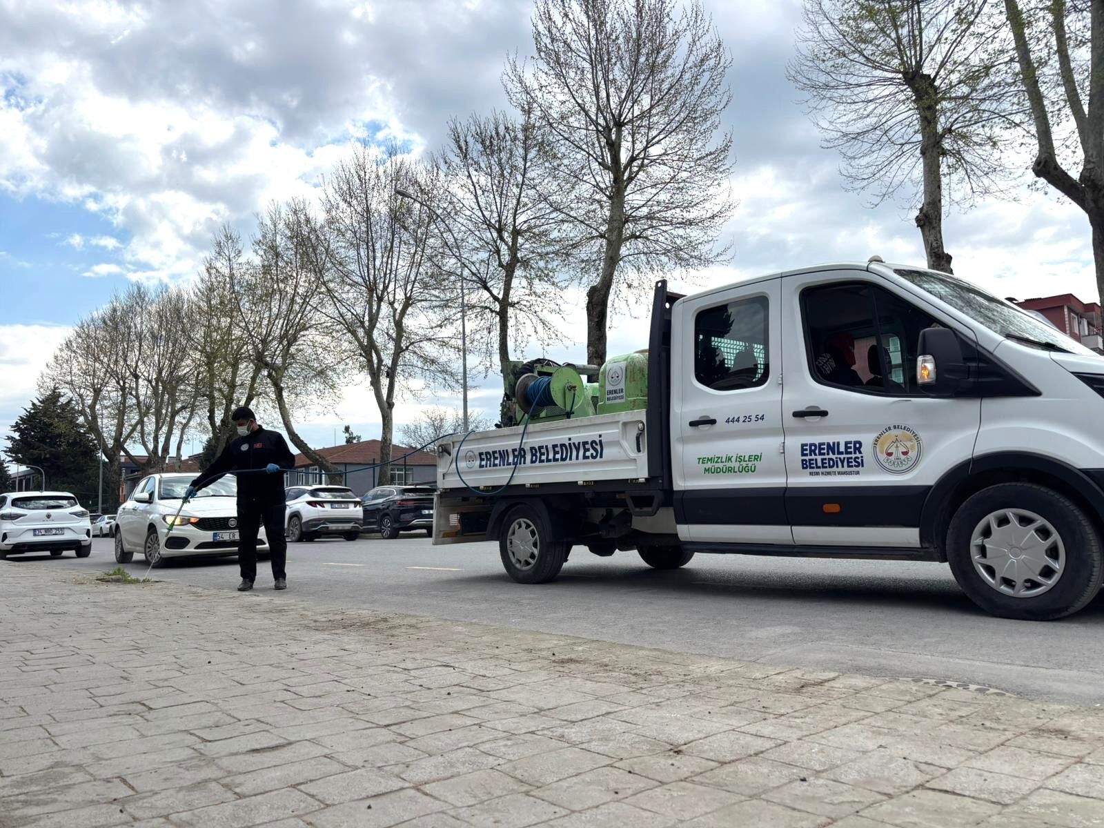 Erenler’de Larva İle Etki̇li̇ Mücadele (1)