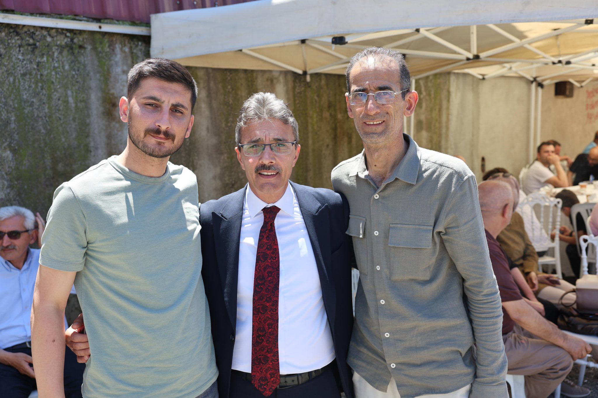 Erenler Beledi̇ye Başkani Şenol Di̇nç’ten Bayram Zi̇yaretleri̇ (1)