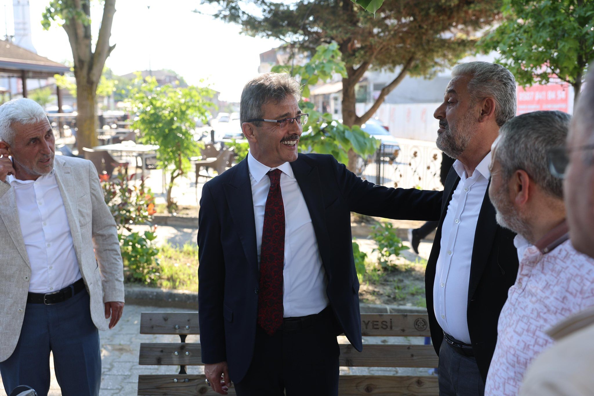 Erenler Beledi̇ye Başkani Şenol Di̇nç’ten Bayram Zi̇yaretleri̇ (10)