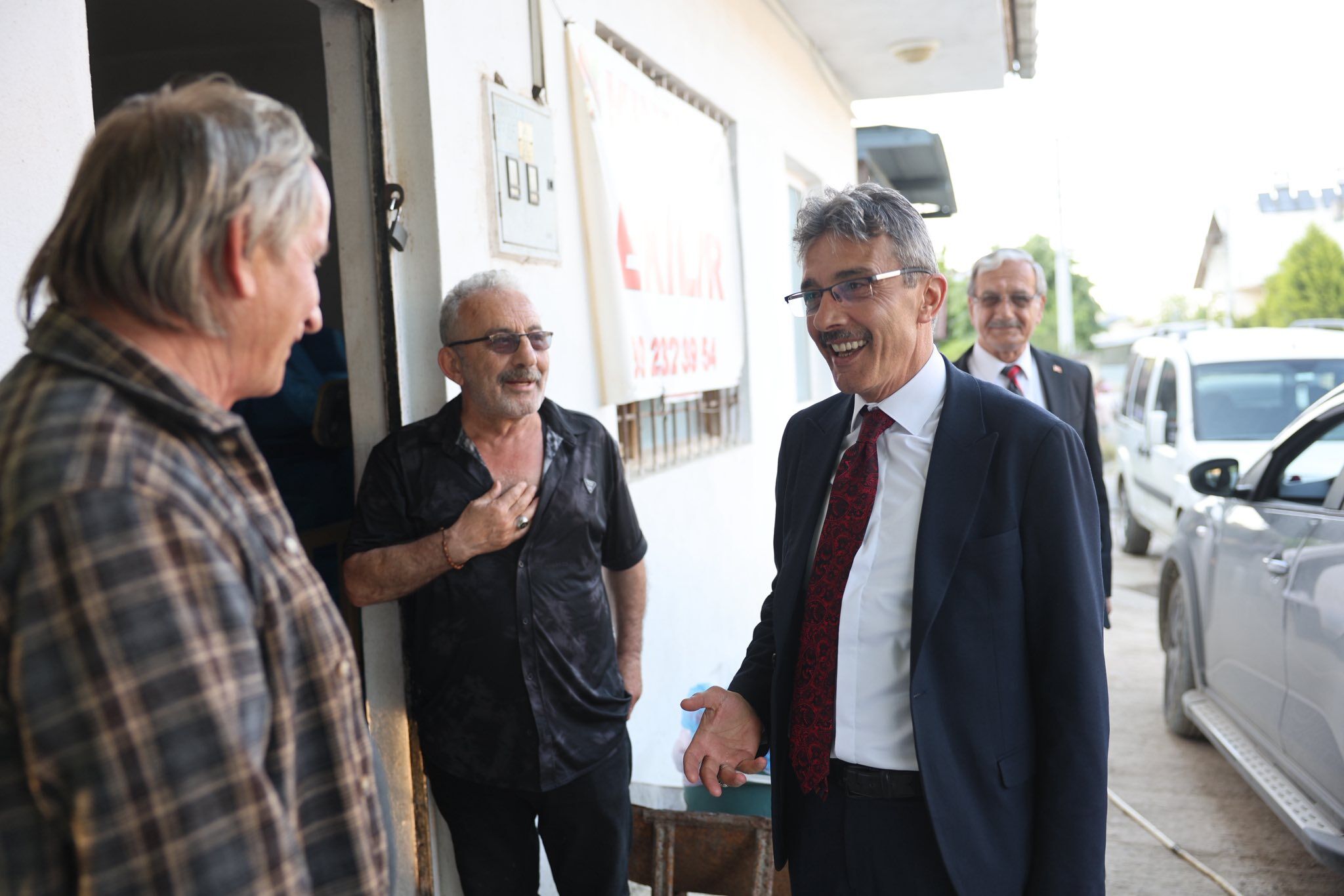 Erenler Beledi̇ye Başkani Şenol Di̇nç’ten Bayram Zi̇yaretleri̇ (17)