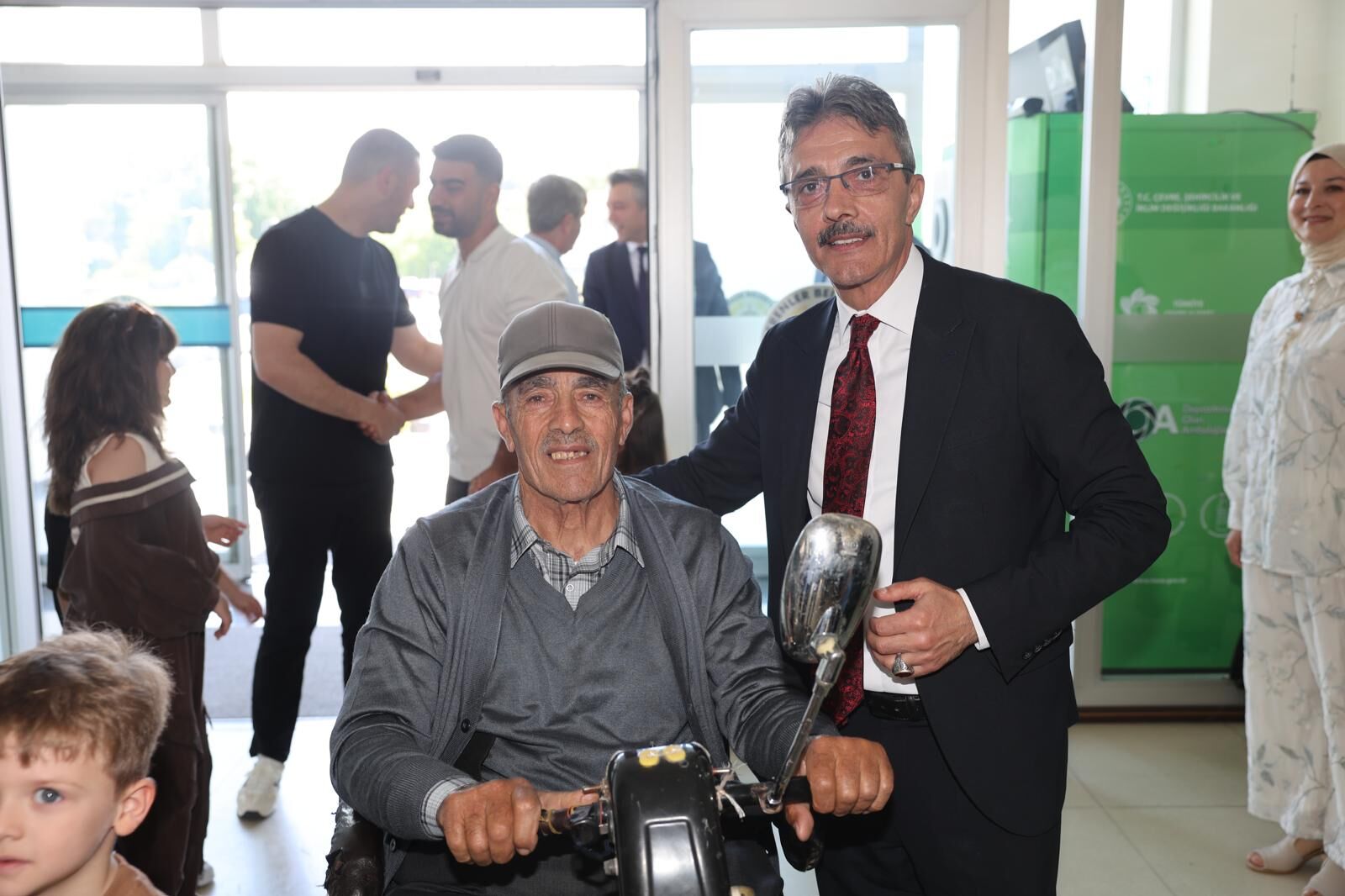 Erenler Beledi̇yesi̇’nde Bayramlaşma Programina Yoğun İlgi̇ (16)-1