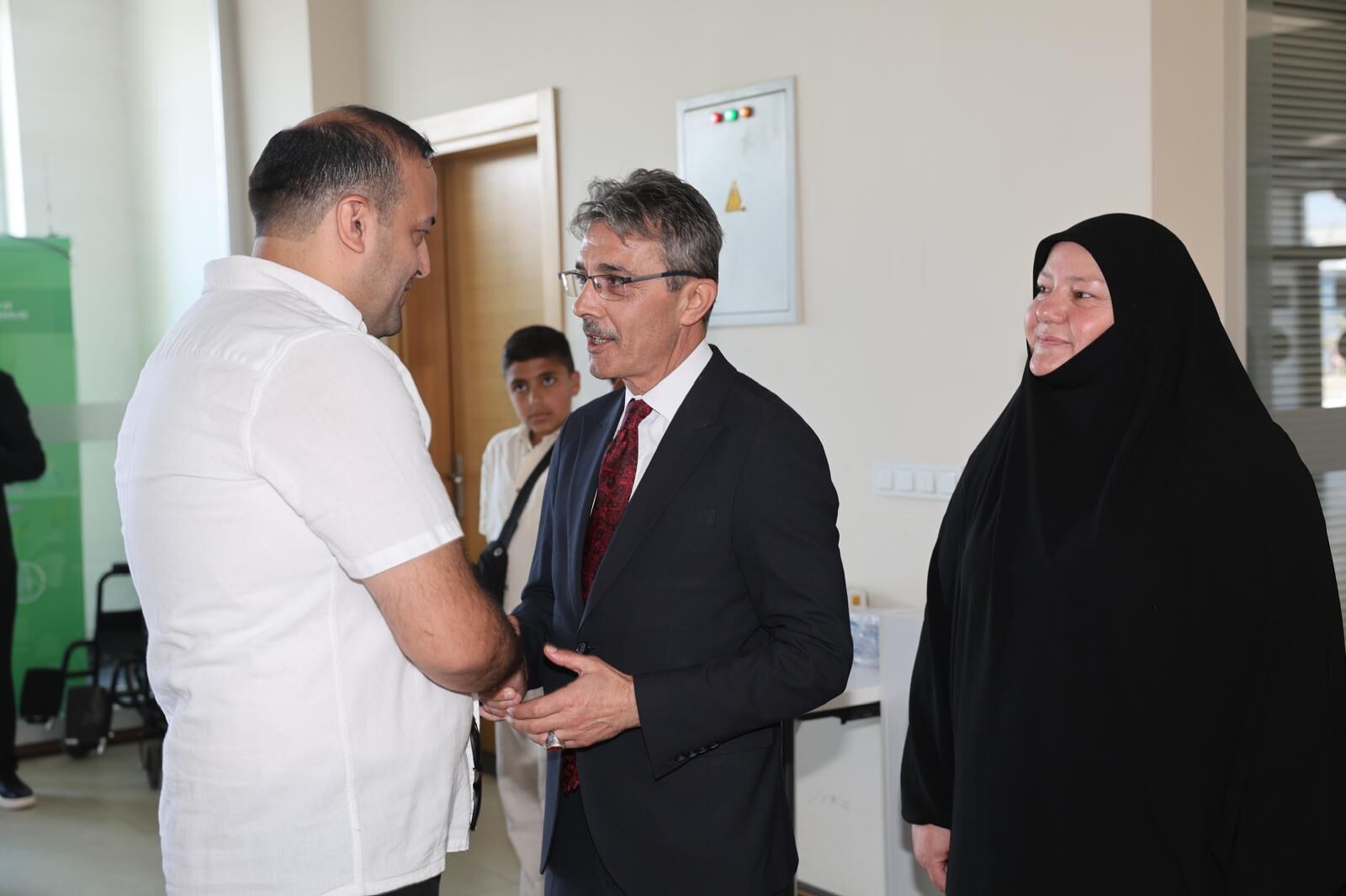 Erenler Beledi̇yesi̇’nde Bayramlaşma Programina Yoğun İlgi̇ (26)