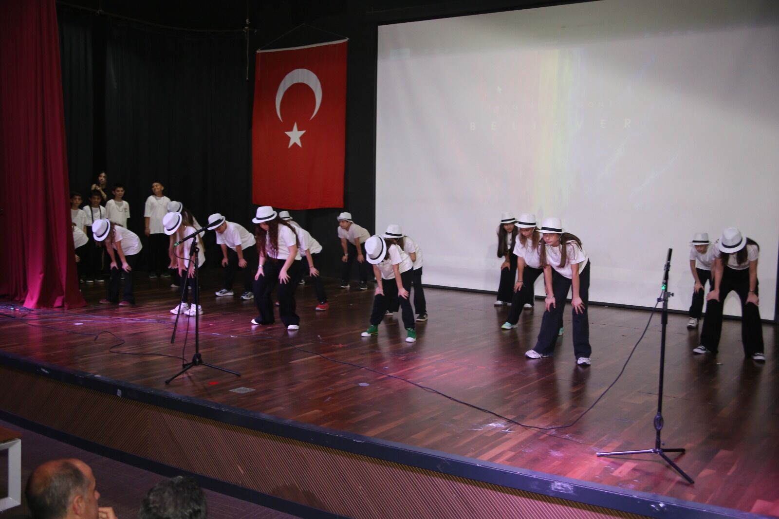 Hakkı Demir Ortaokulu (14)-1