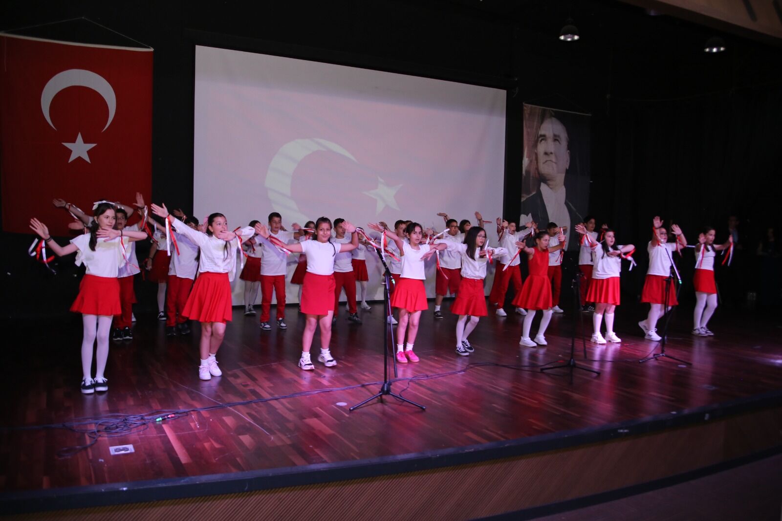 Hakkı Demir Ortaokulu (2)-1