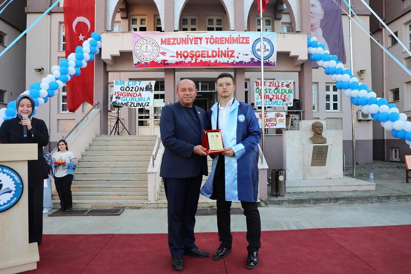 2M3A1309 (Large)