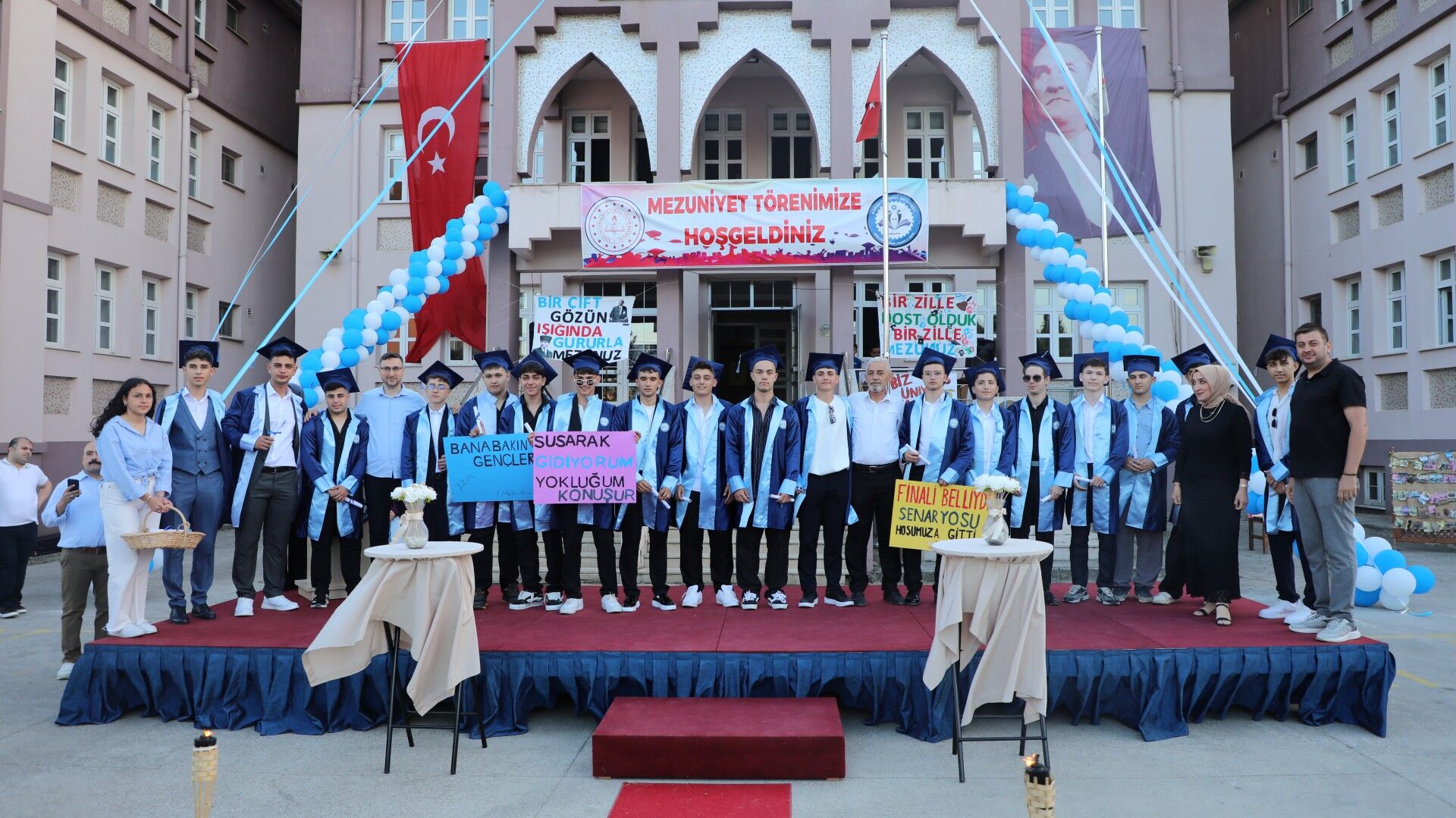 2M3A1557 (Large)