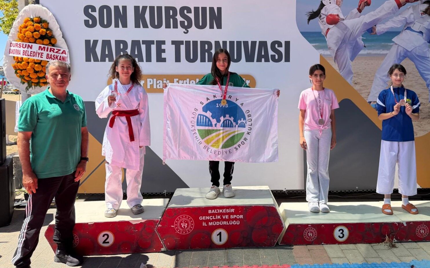 3 Karate-4