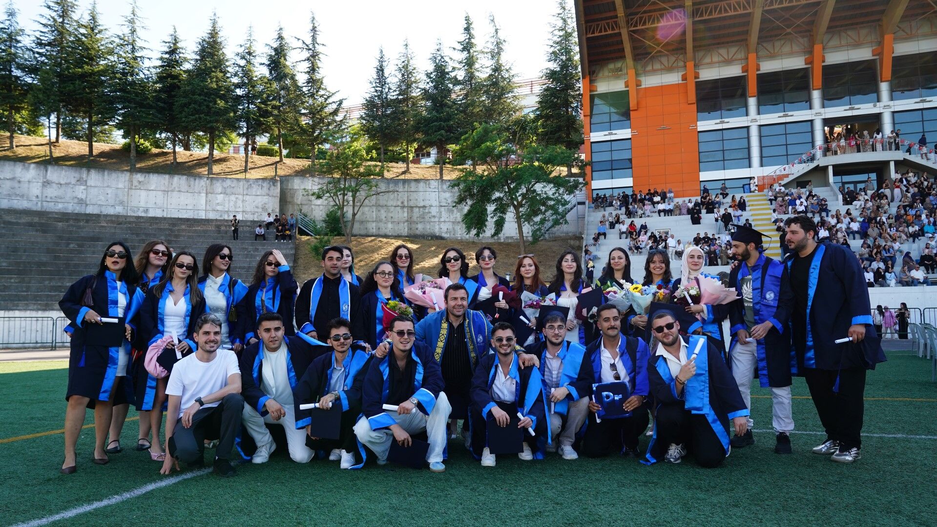 Sau’de Gurur Dolu Mezuniyet Sevinci (4) (Large)