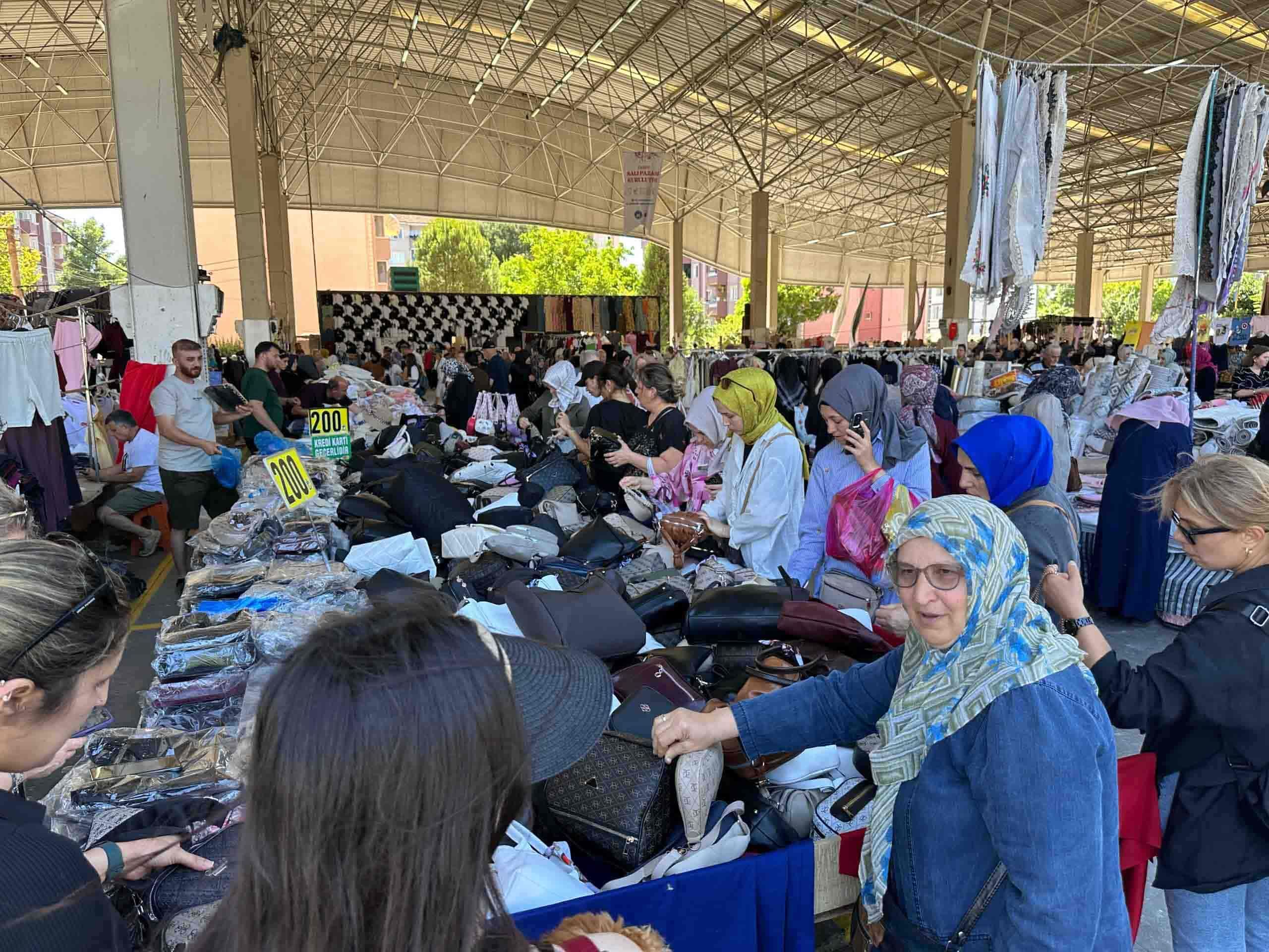 Tarihi Salı Pazarı (10)