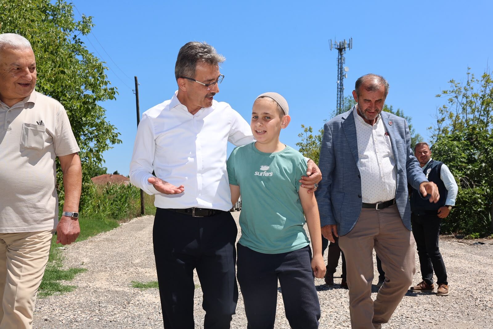 Başkan Şenol Di̇nç, Fen İşleri̇ Çalişmalarini Yeri̇nde İnceledi̇ (12)