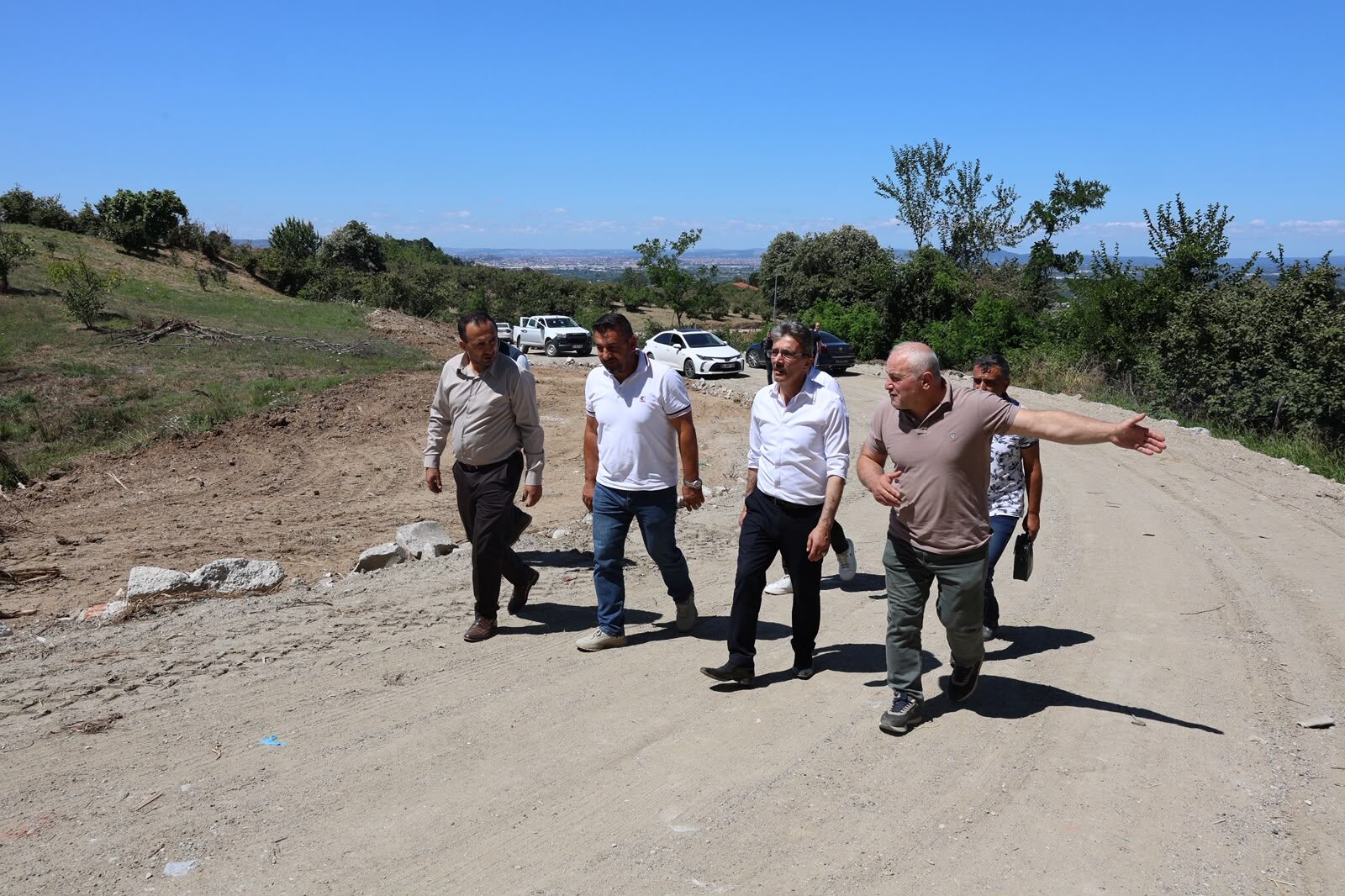 Başkan Şenol Di̇nç, Fen İşleri̇ Çalişmalarini Yeri̇nde İnceledi̇ (20)