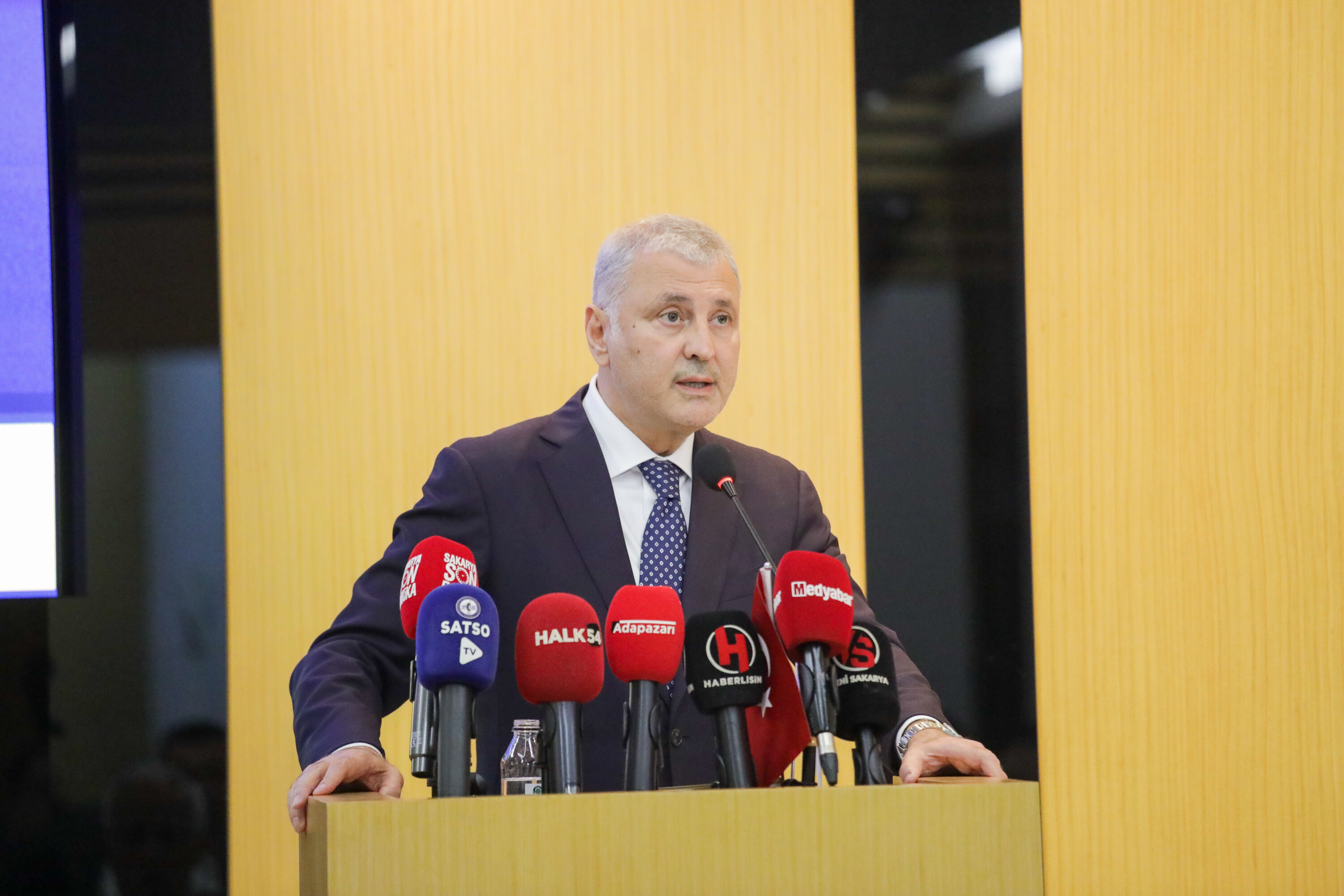 16 Akgün Altug Agustos Meclis 20260826 66