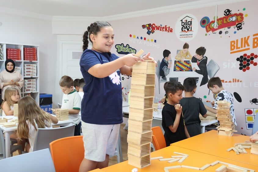 Bi̇lgi̇ Ve Mi̇lletevleri̇ (30)