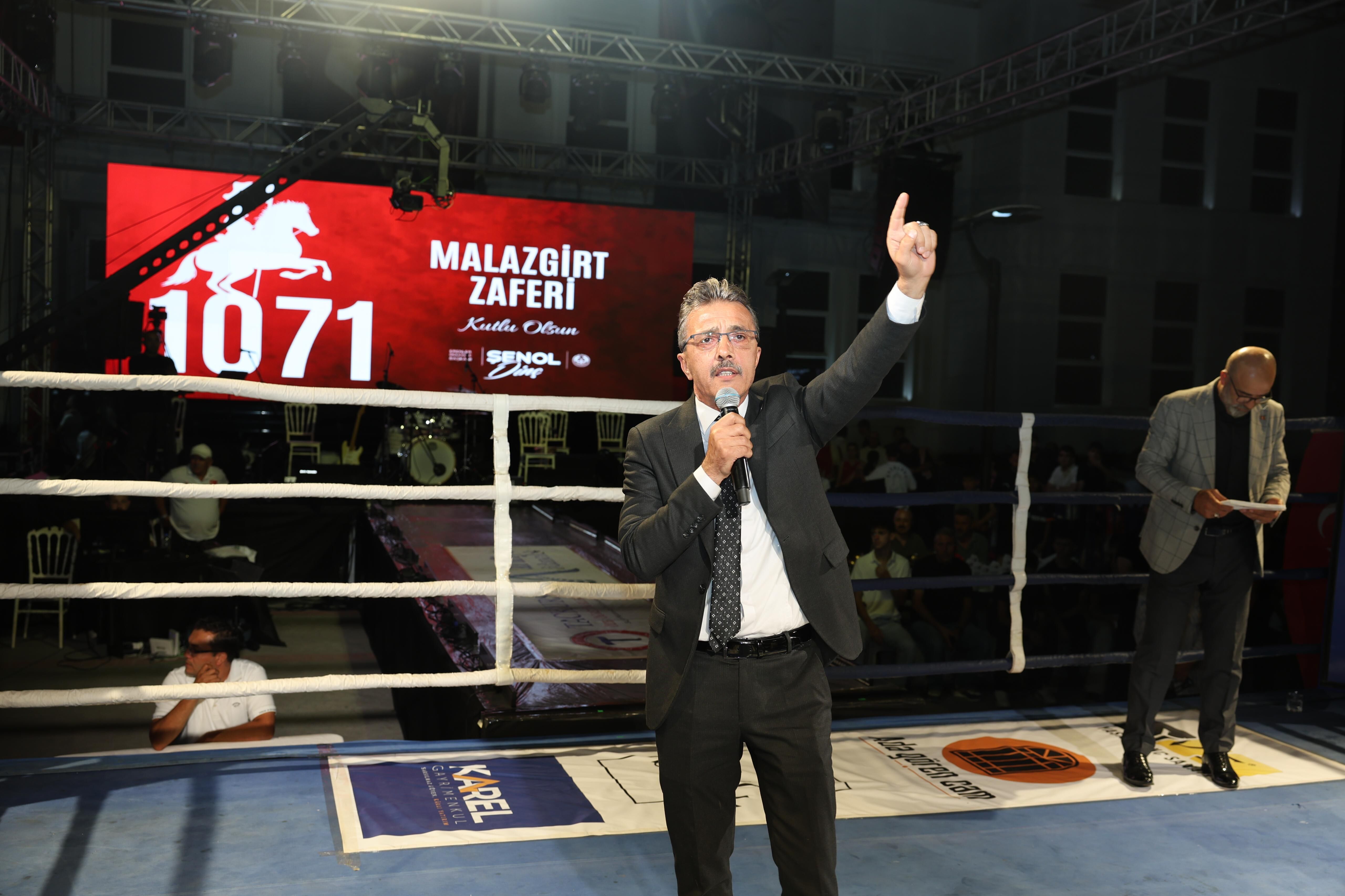 Erenler’de Malazgi̇rt Zaferi̇ Coşkusu Spor Ve Müzi̇kle Yaşandi (4)