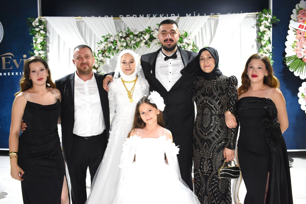 Yurtçu Ve Öztor Aileleri (2)