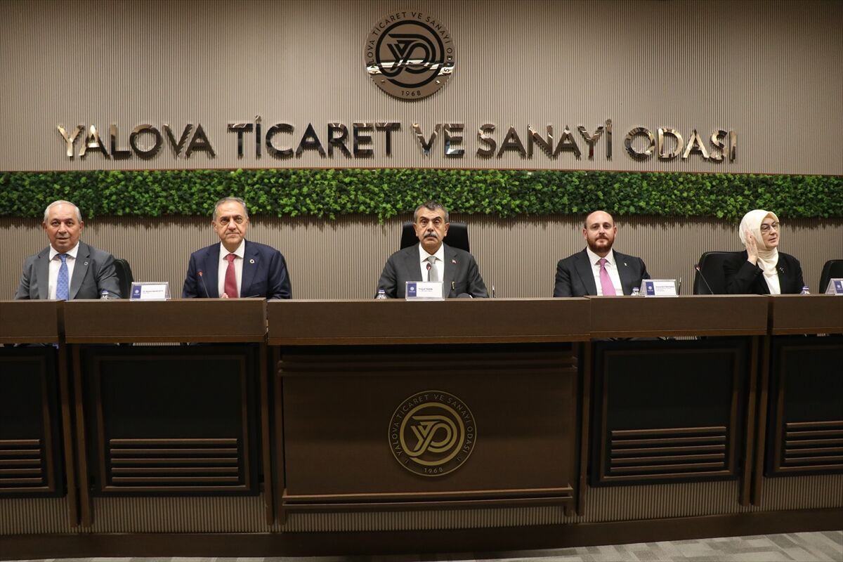 Milli Eğitim Bakanı Tekin, Yalova'da Mesleki Eğitim ve Sanayi Buluşması'nda konuştu: