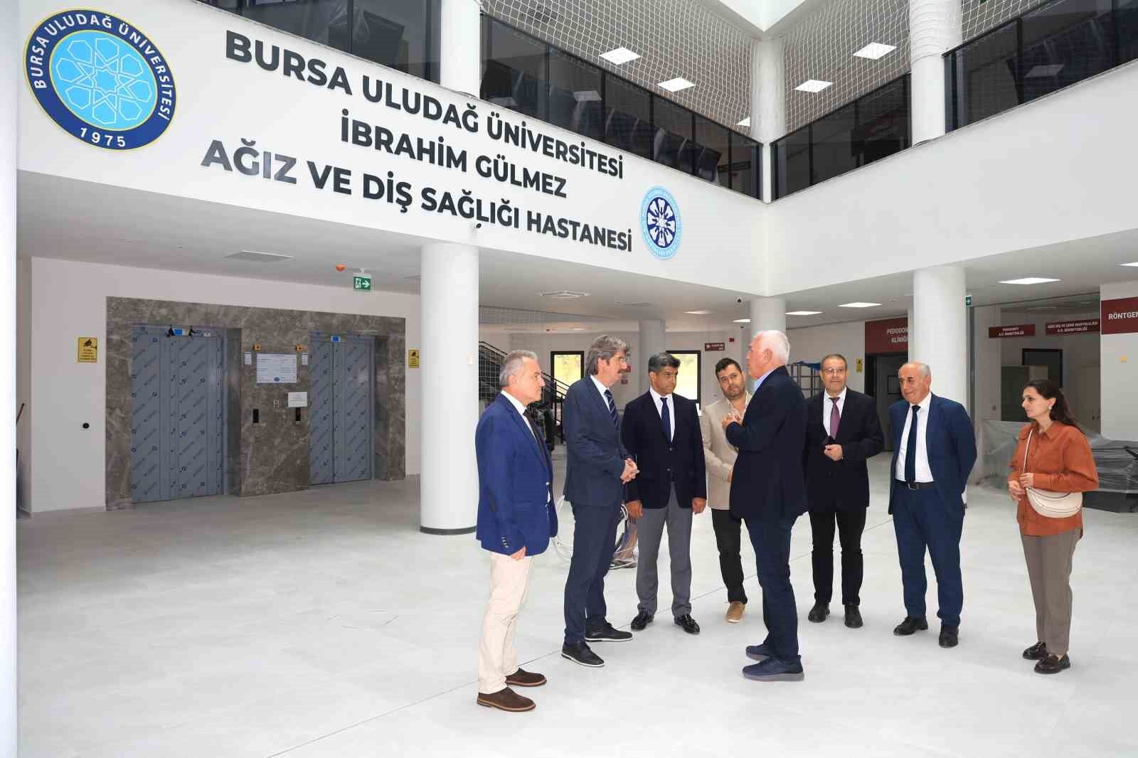 BUÜ Ağız Ve Diş Sağlığı Hastanesi'nde çalışmalar aralıksız devam ediyor