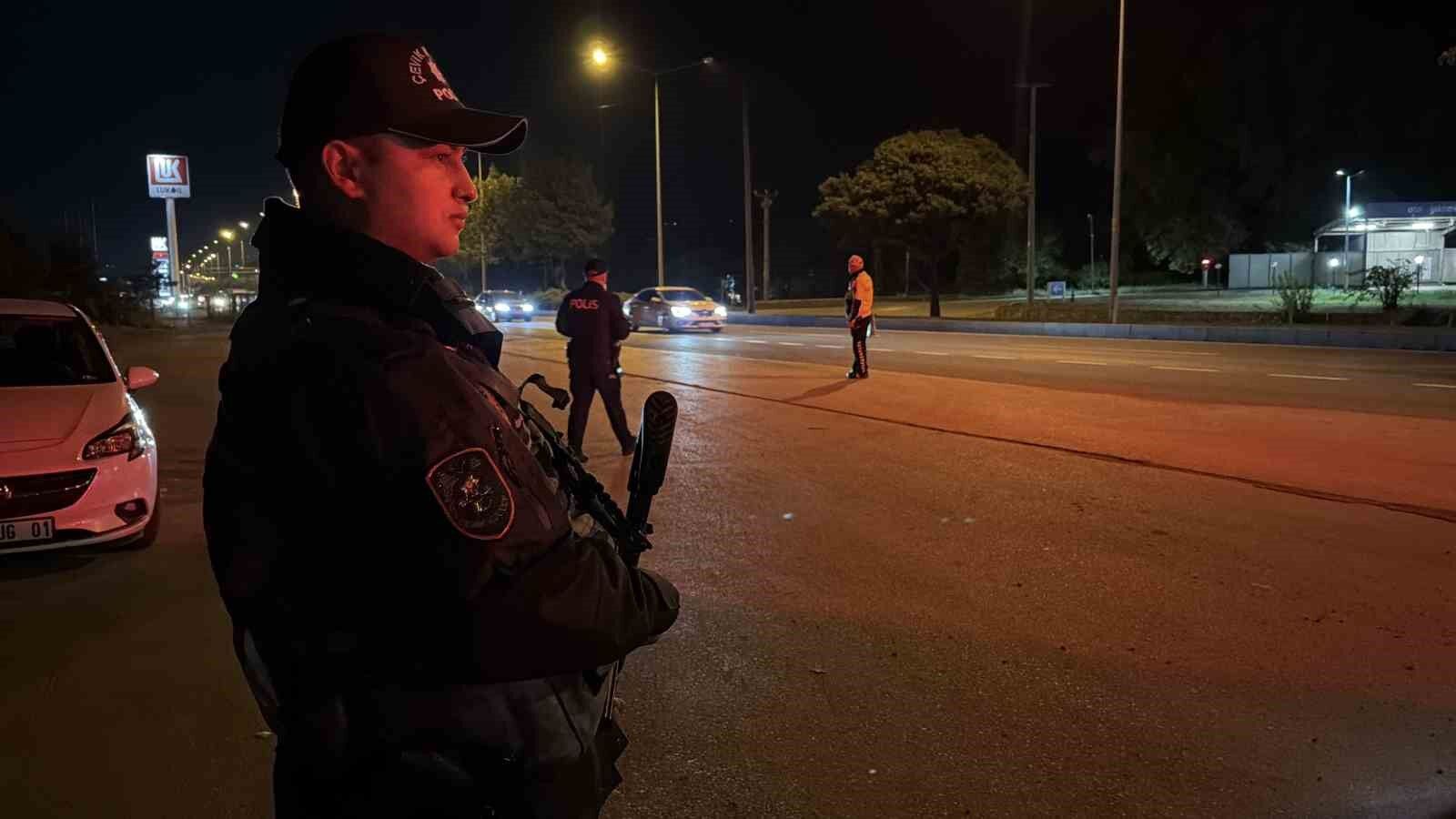 D-100'de polis ekiplerinden geniş çaplı denetim