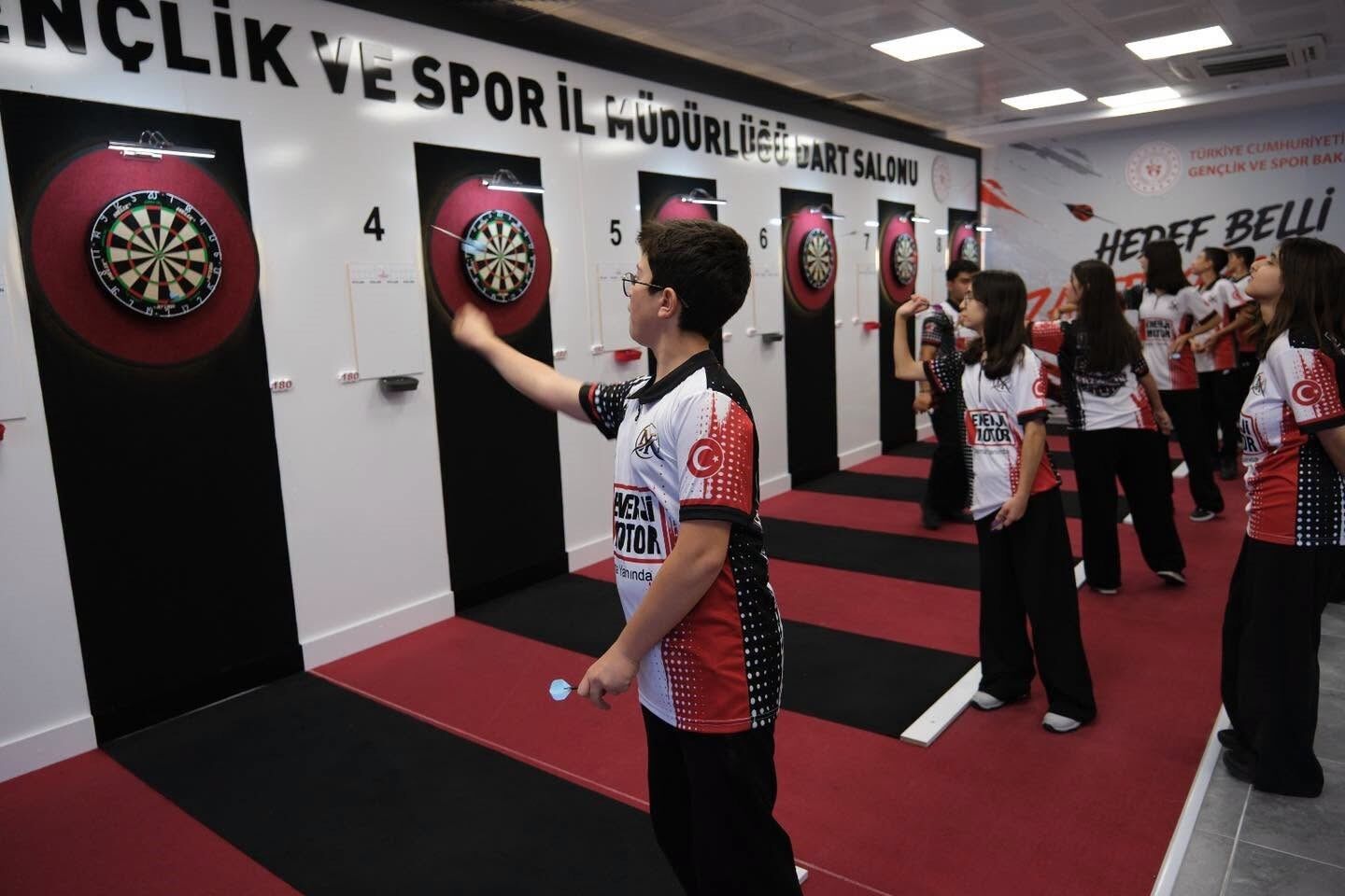 Erzincan'da 2026 Şehit Eren Bülbül Türkiye Dart Şampiyonası başladı
