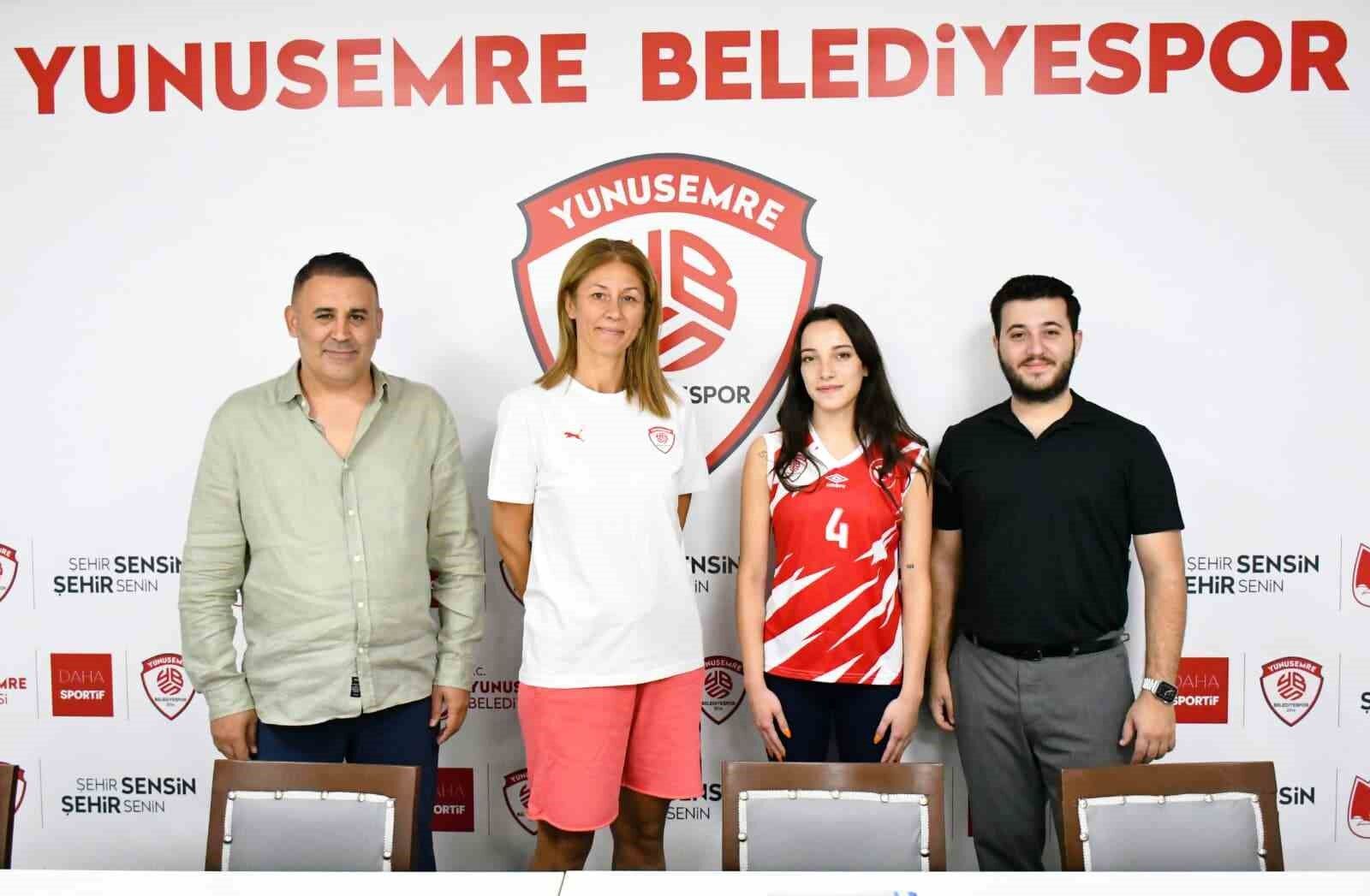 Yunusemre Belediyespor'dan savunmaya takviye