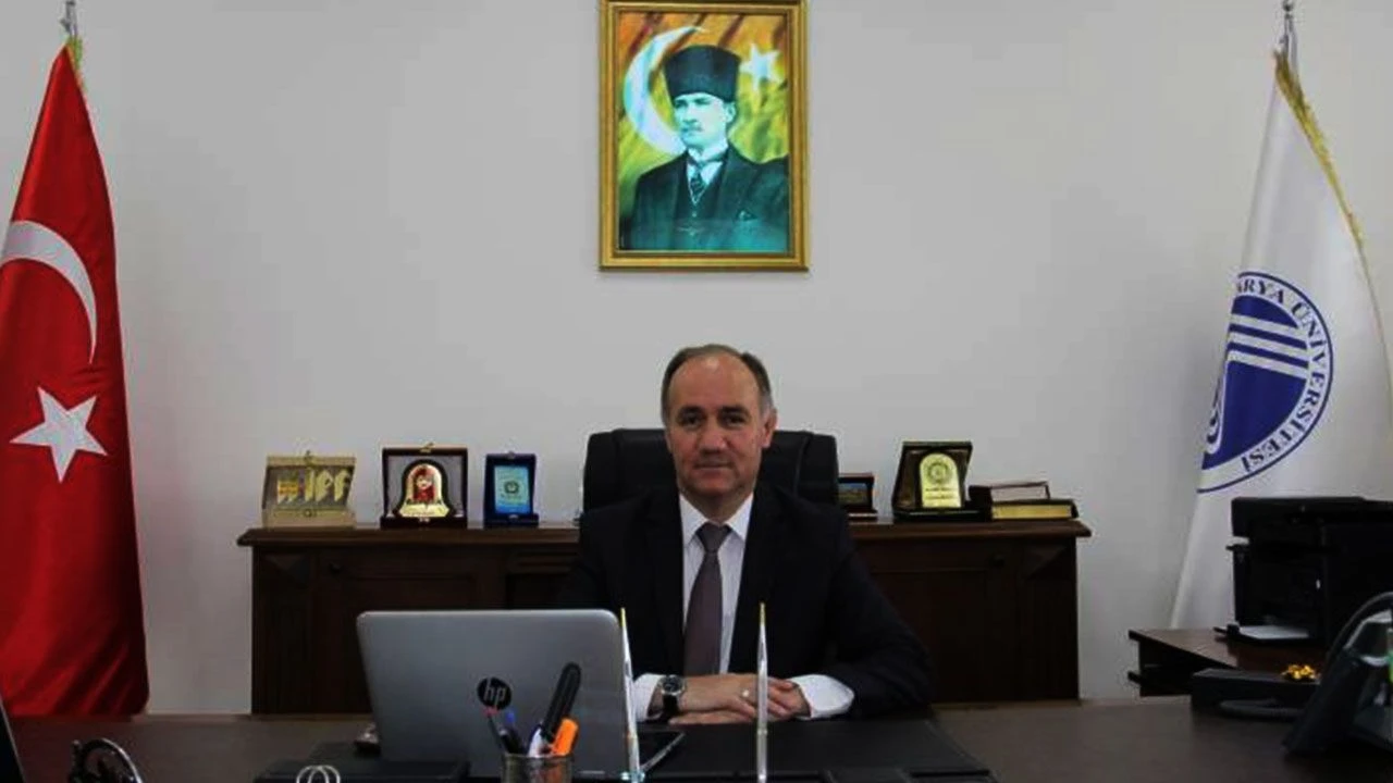 SAÜ'lü profesör Diyanet Akademisi Başkanlığı'na atandı