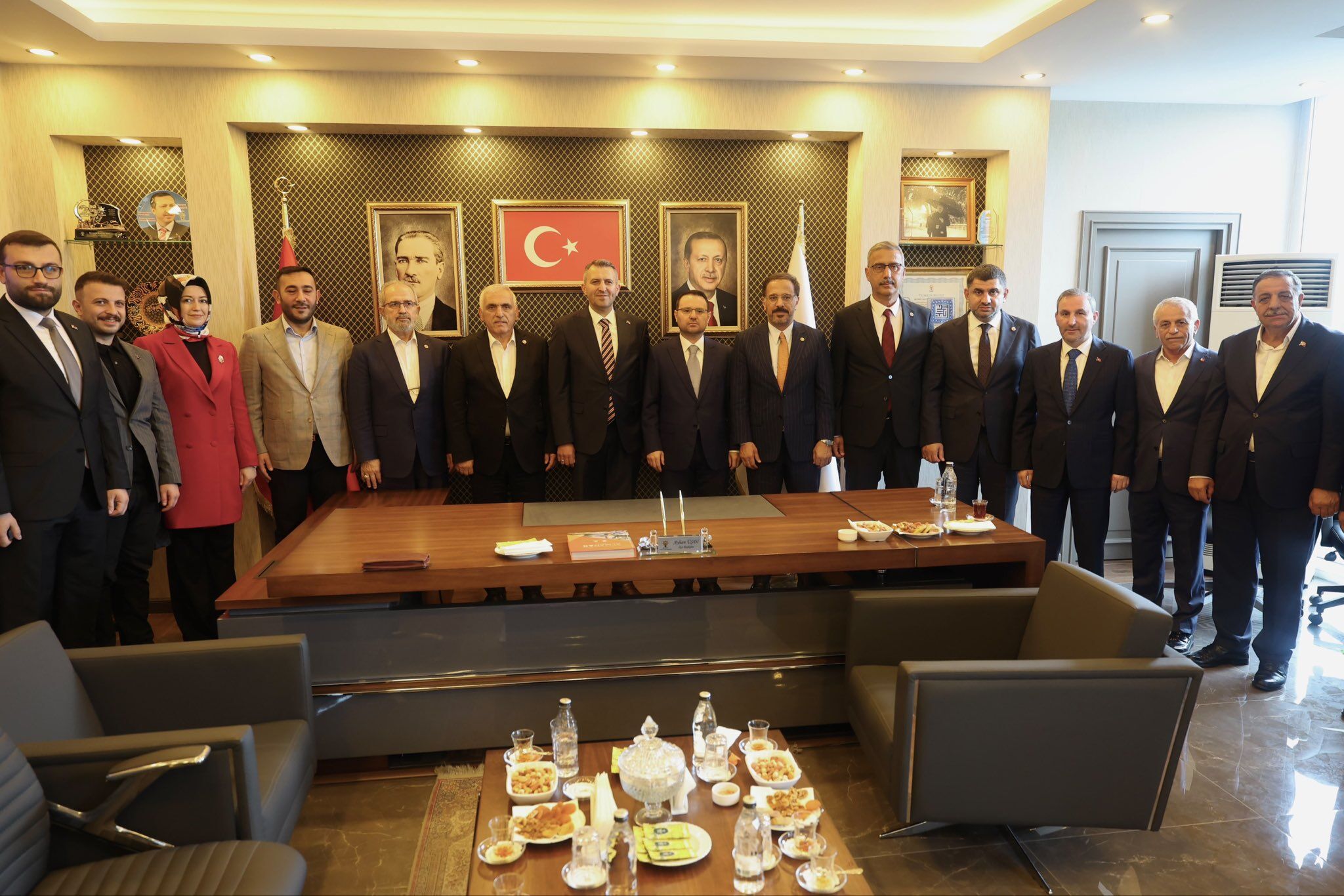 Lütfi Bayraktar'dan "Türkiye Yüzyılı" vurgusu