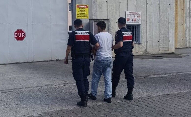 Sakarya’da uyuşturucu operasyonu: 3 ilçede 4 tutuklama