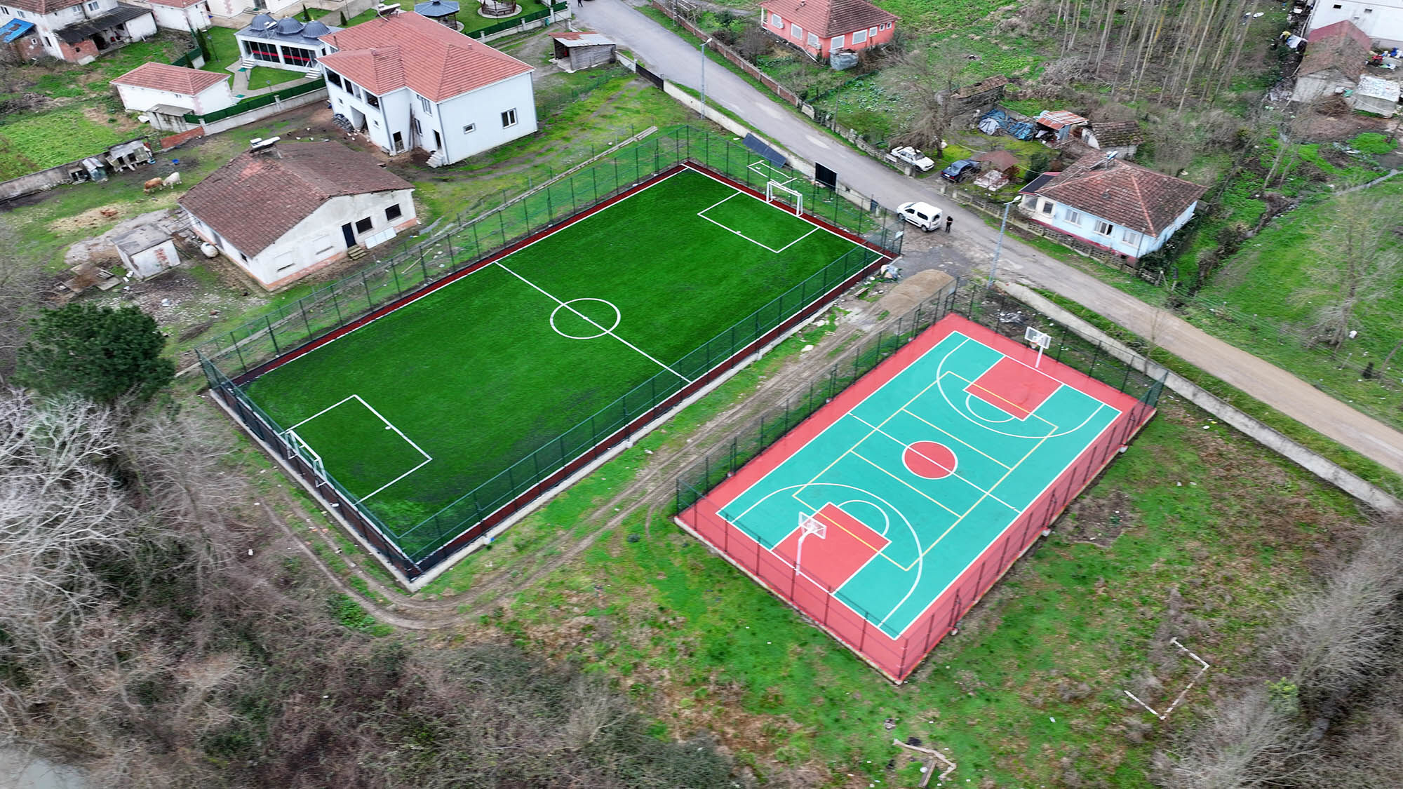 4 (44)-9