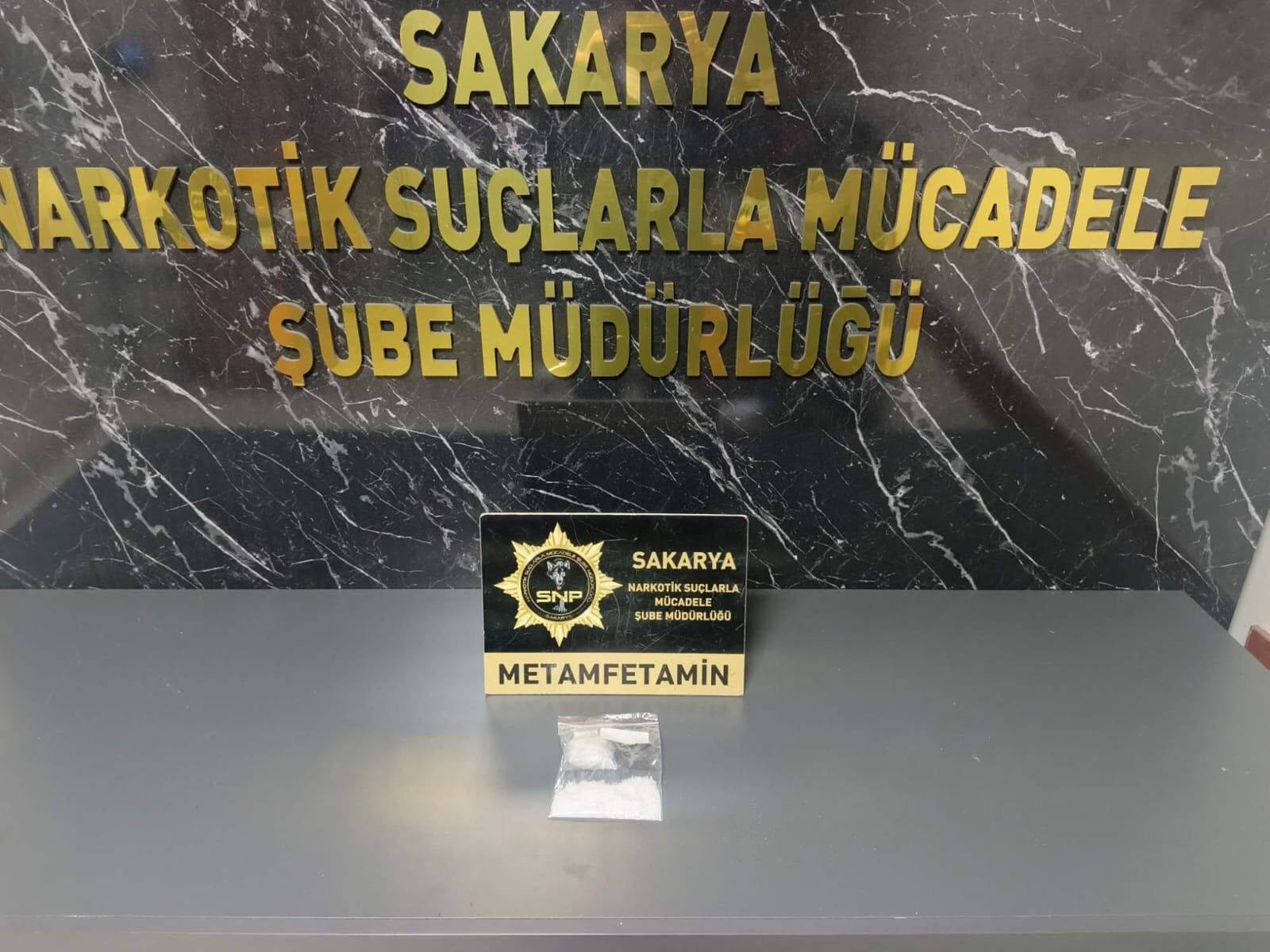 Sakarya'da 'Sokaklar Güvende' operasyonunda 2 zanlı tutuklandı