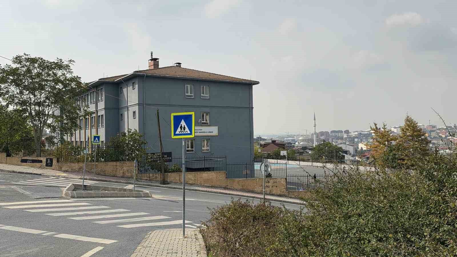 Arnavutköy'de sahte paylaşım yapan 2 çocuk gözaltına alındı