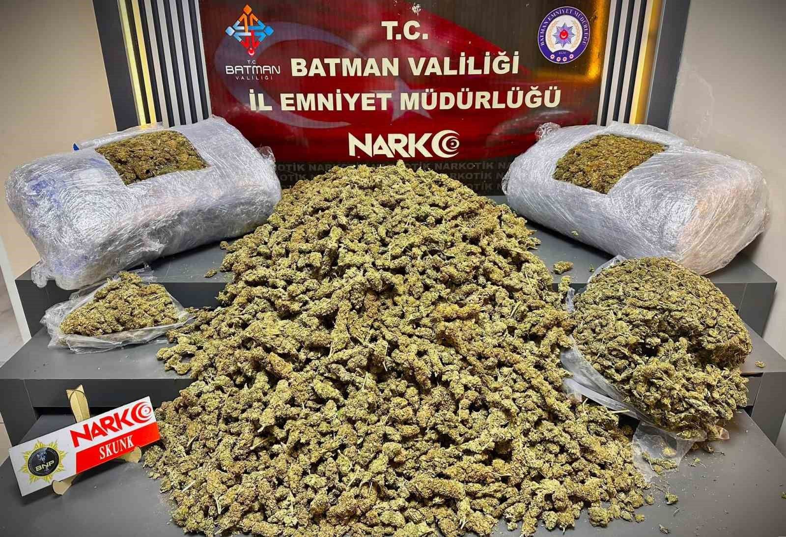 Batman'da uyuşturucu operasyonları: 7 tutuklama