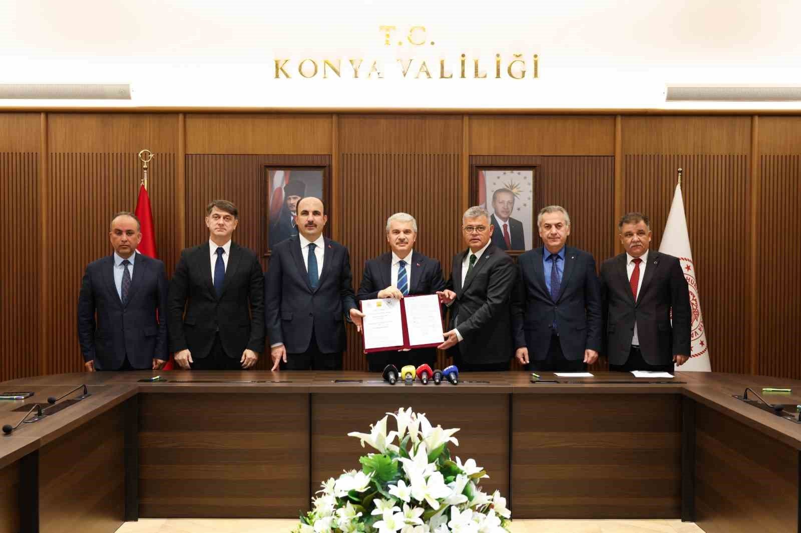 Konya'da 'Gençliğin Gücü, Konyaspor'un Gücü' protokolü imzalandı