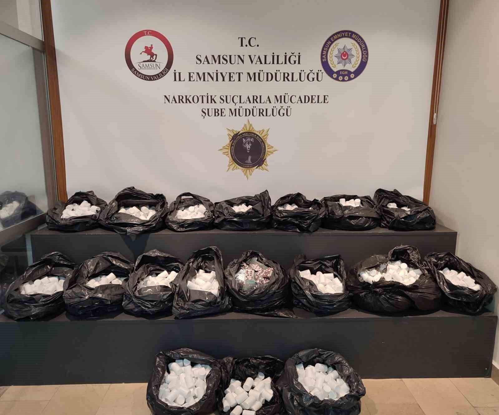 Samsun'da 4 ayrı operasyonda 117 bin 646 sentetik ecza ele geçirildi