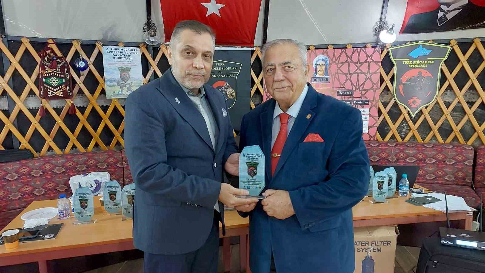 Türk Mücadele Sporları ve Cenk Sanatları Kurultayı'nın 2.'si gerçekleştirildi