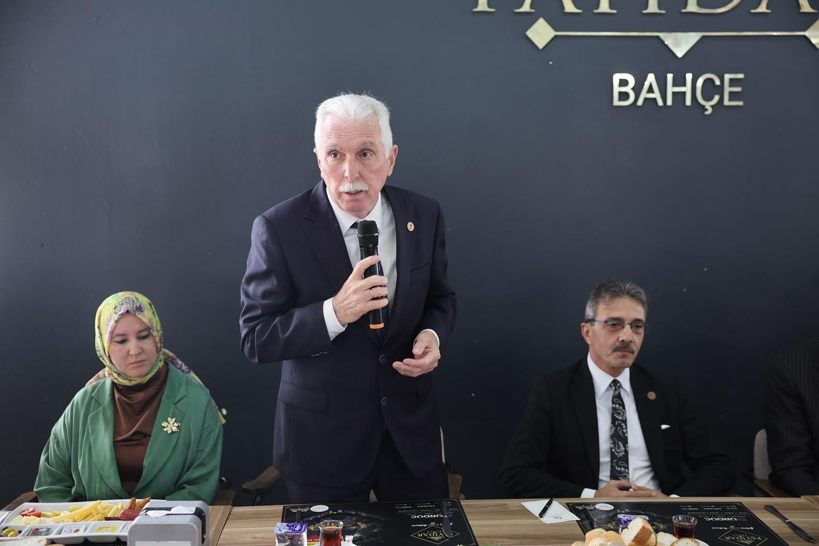Başkan Şenol Di̇nç Muhtarlar Günü’nü Kutladi (4)