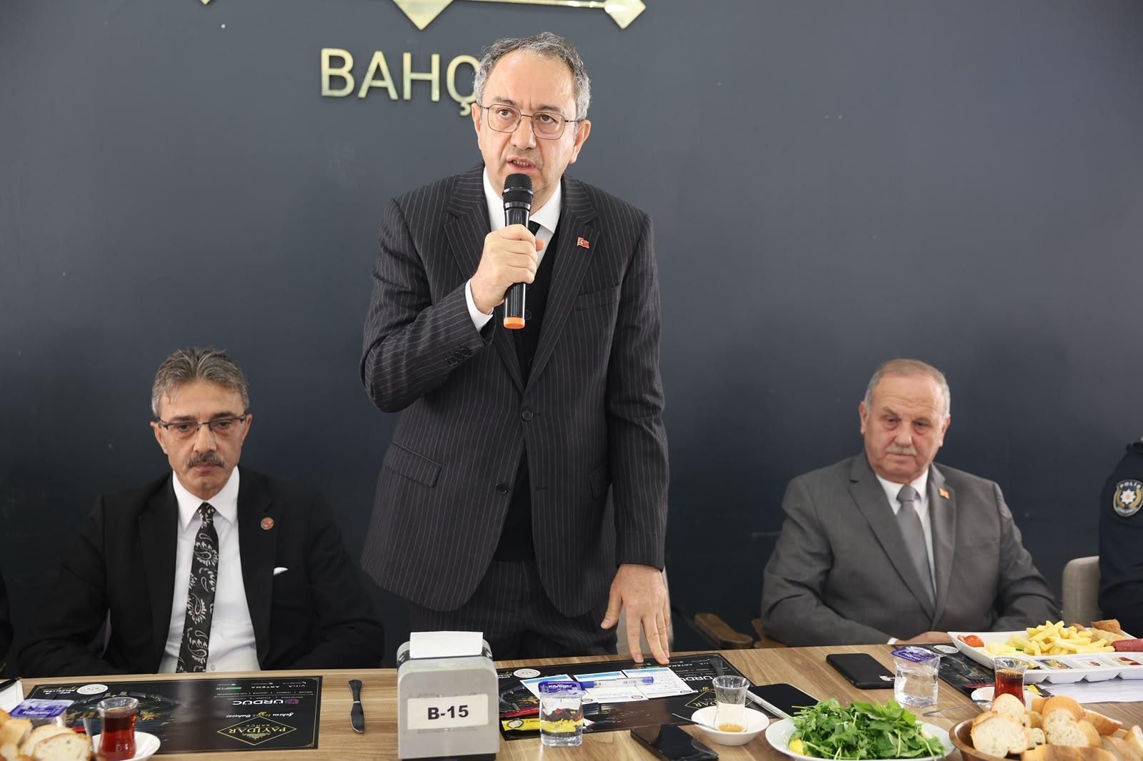 Başkan Şenol Di̇nç Muhtarlar Günü’nü Kutladi (5)