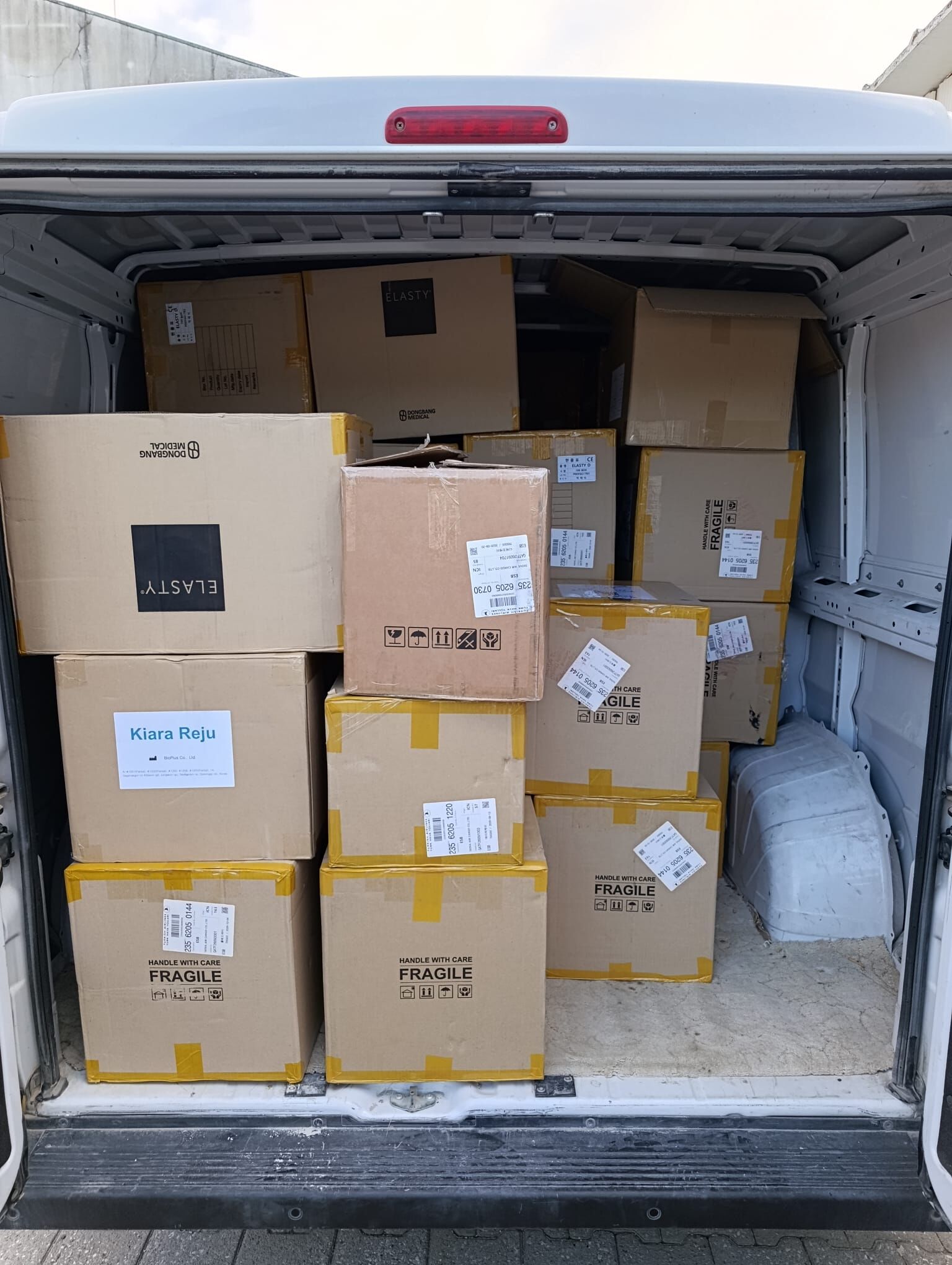 F989A2Ab 63E9 4Ddc A759 B7A0E313B165
