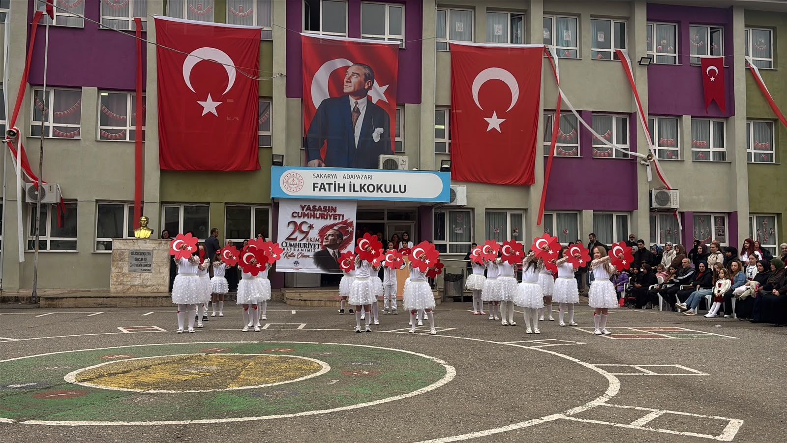 Fatih İlkokulu Cumhuriyet Coşkusu (5)