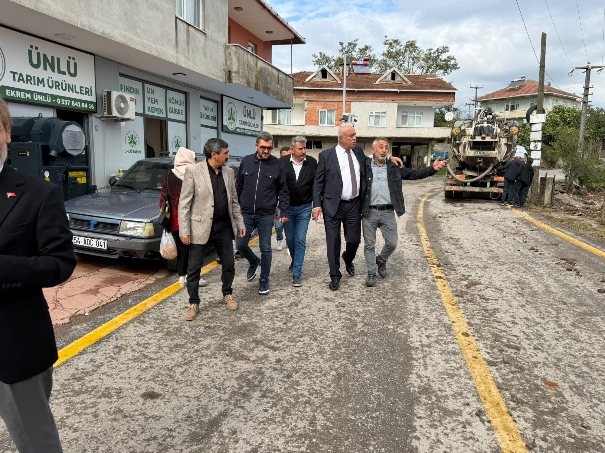 S E S O B Galeri 17 Sesob Dan Daricayiri Nda Selden Etkilenen Esnafa Gecmis Olsun Ziyareti