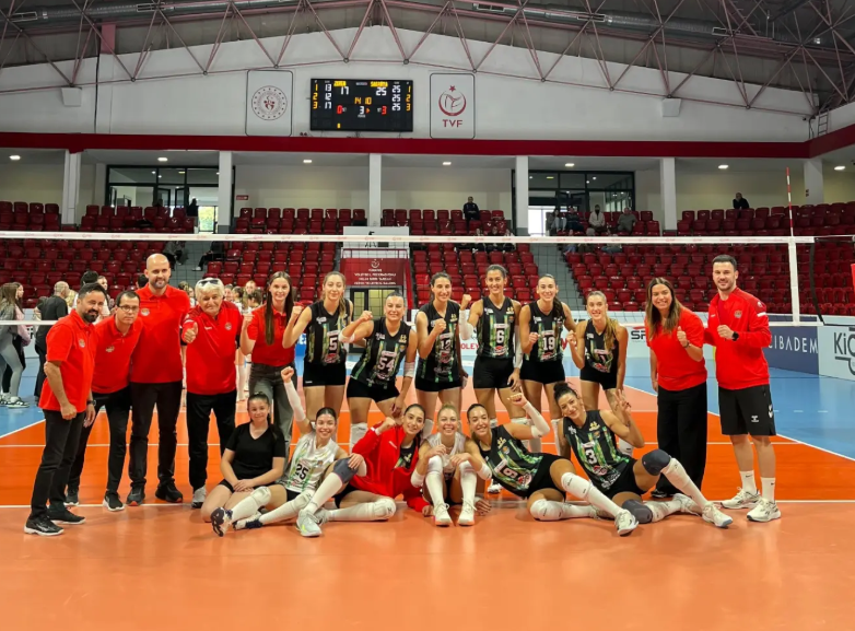 Sultanlar fırtına gibi başladı