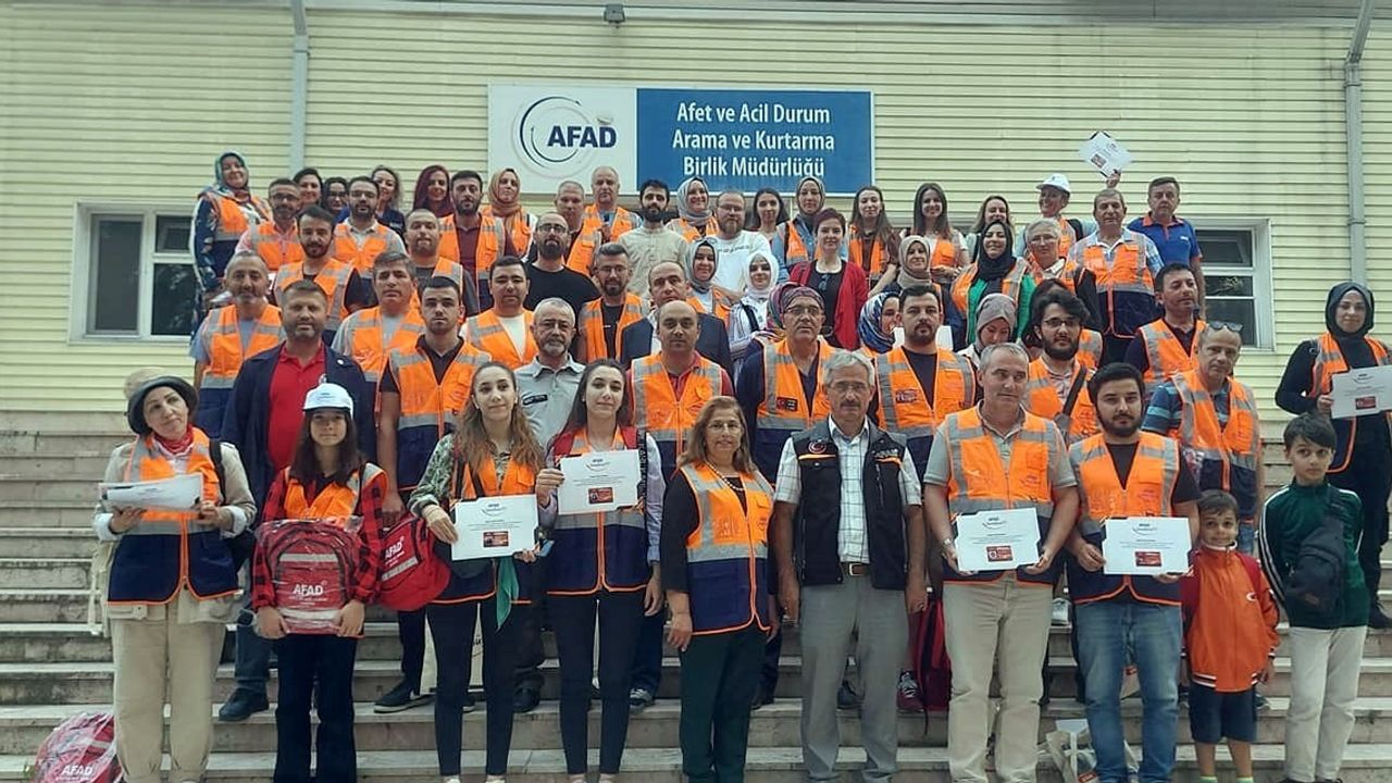Sakarya’da 114 AFAD Gönüllüsü belgelerini törenle aldı